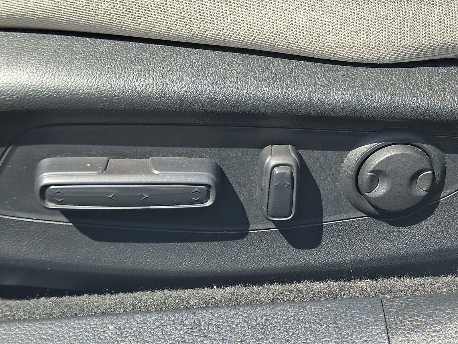Certified 2024 Honda Accord EX image 28