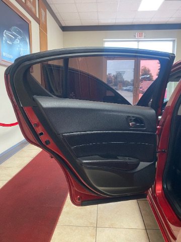 Used 2020 Acura ILX FWD image 10