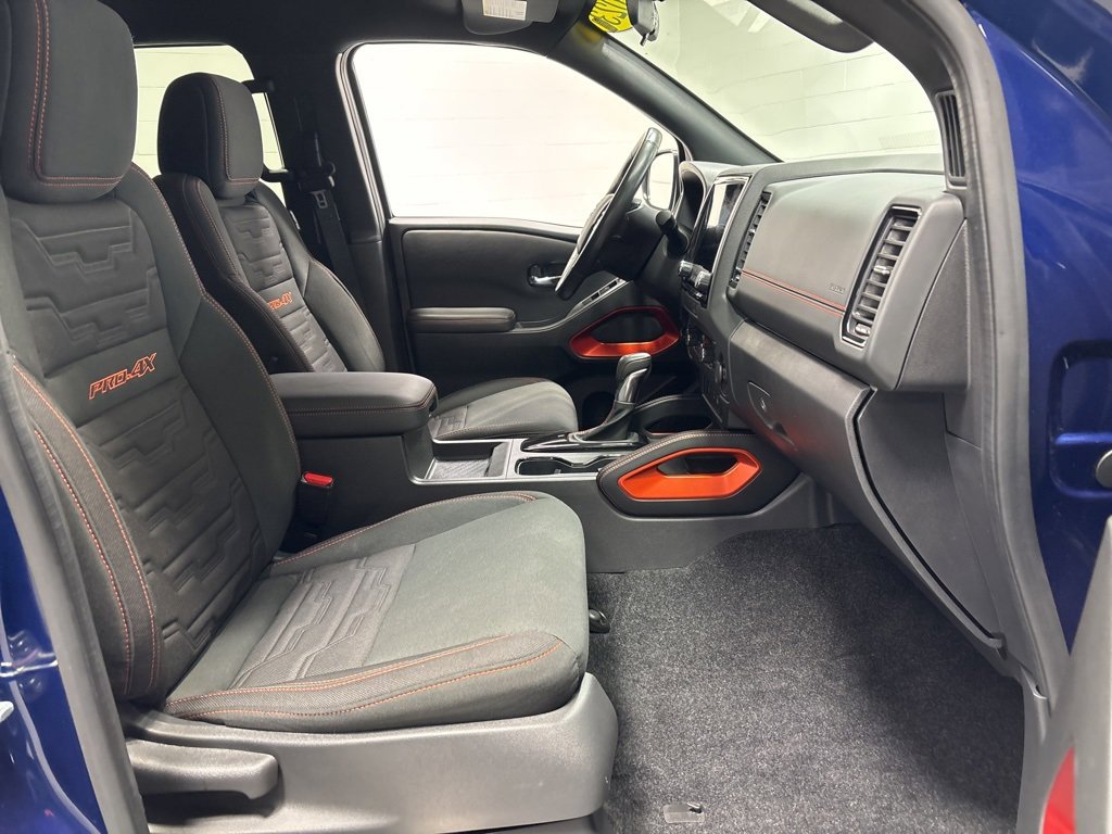 Used 2023 Nissan Frontier PRO-4X w/ Technology Package image 11