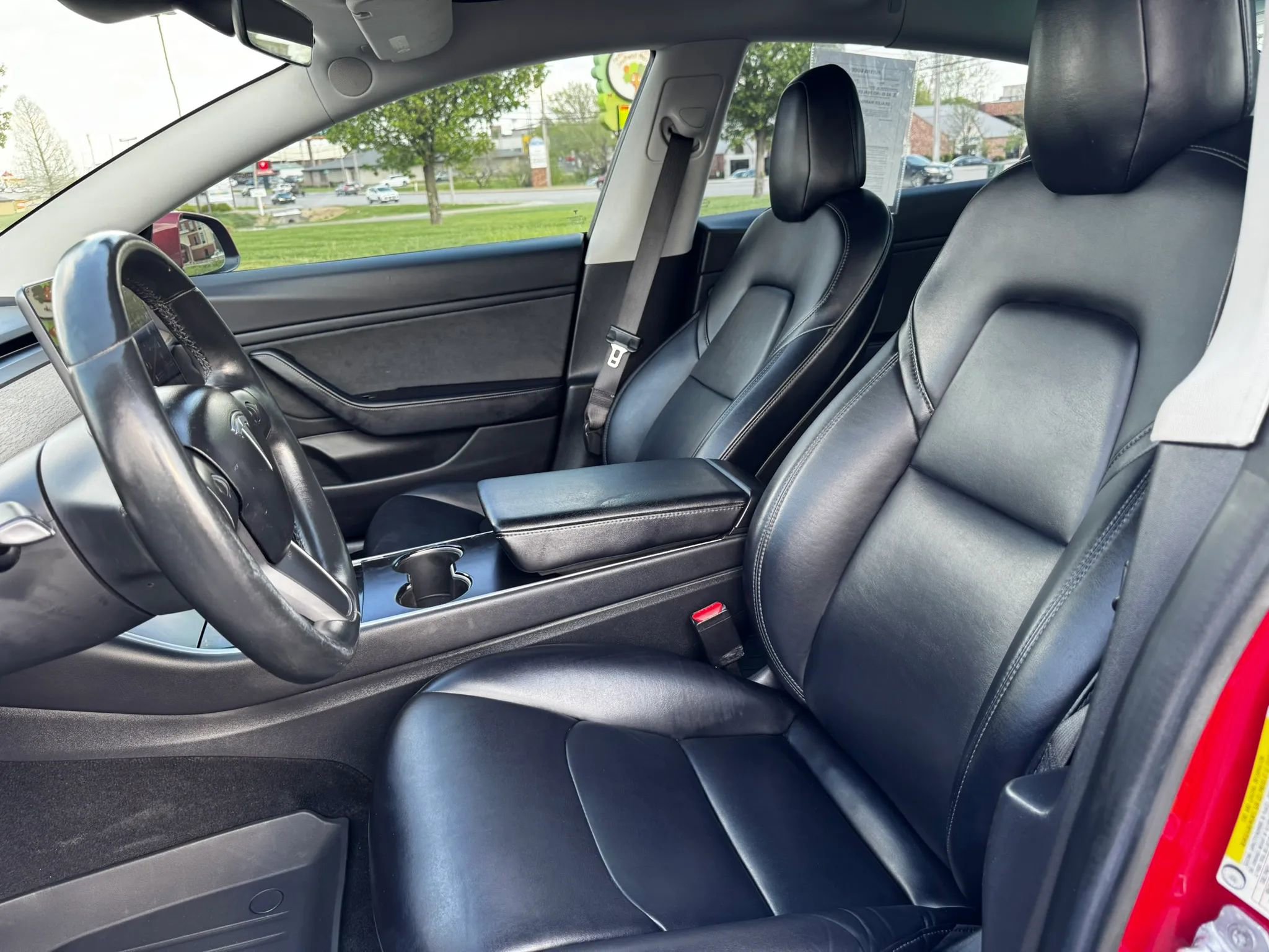 Used 2018 Tesla Model 3 Long Range RWD image 5