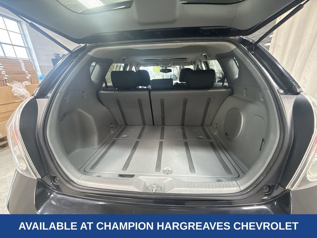Used 2009 Pontiac Vibe w/ Sun And Sound Package FWD image 34