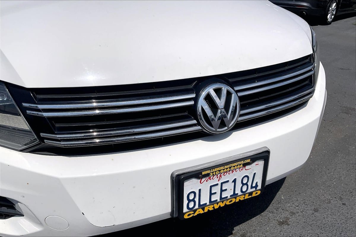 Used 2013 Volkswagen Tiguan SE FWD image 28