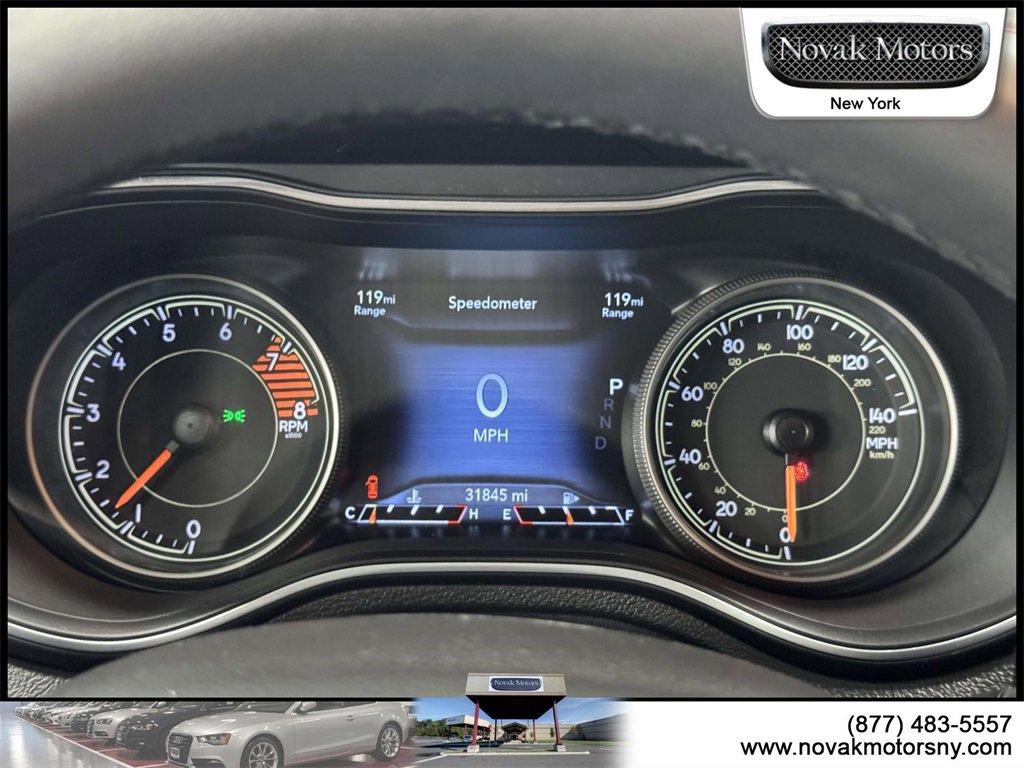 Used 2022 Jeep Cherokee Trailhawk image 20