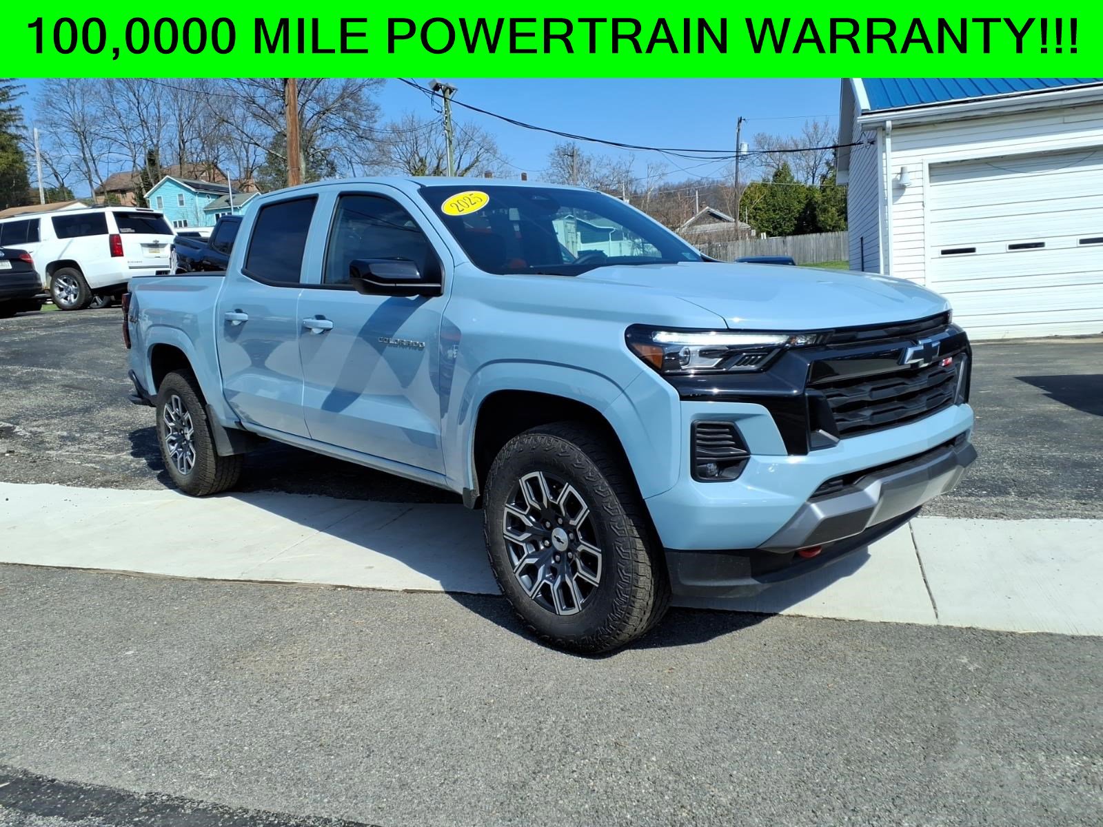 Used 2025 Chevrolet Colorado Z71 w/ Z71 Convenience Package 2
