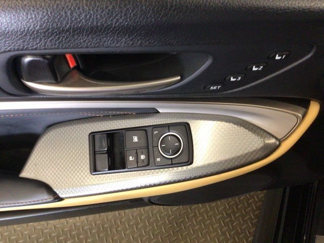 Used 2017 Lexus RC 200t F Sport RWD image 19
