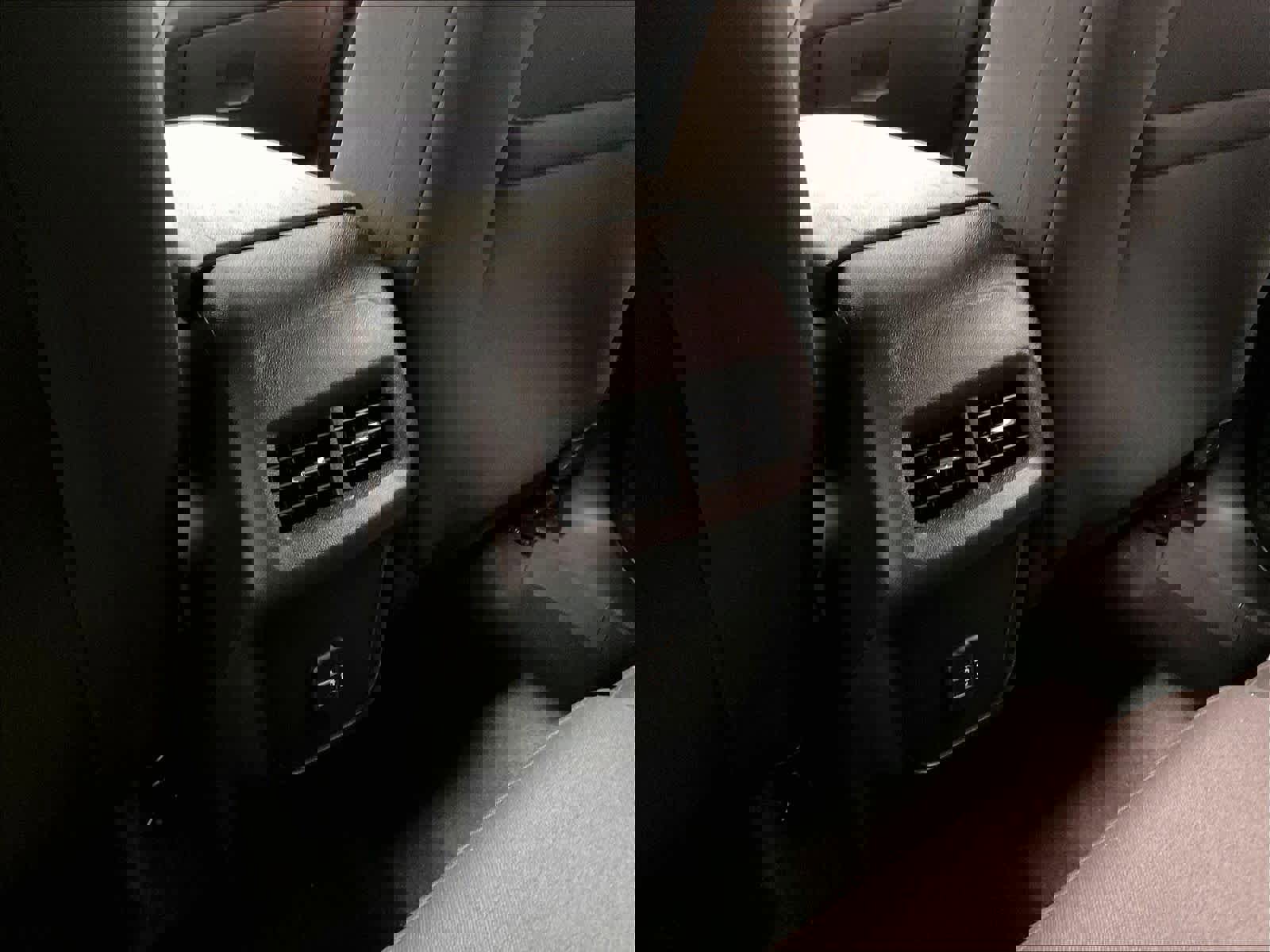 Used 2024 Chevrolet Equinox LS w/ LS Convenience Package image 28