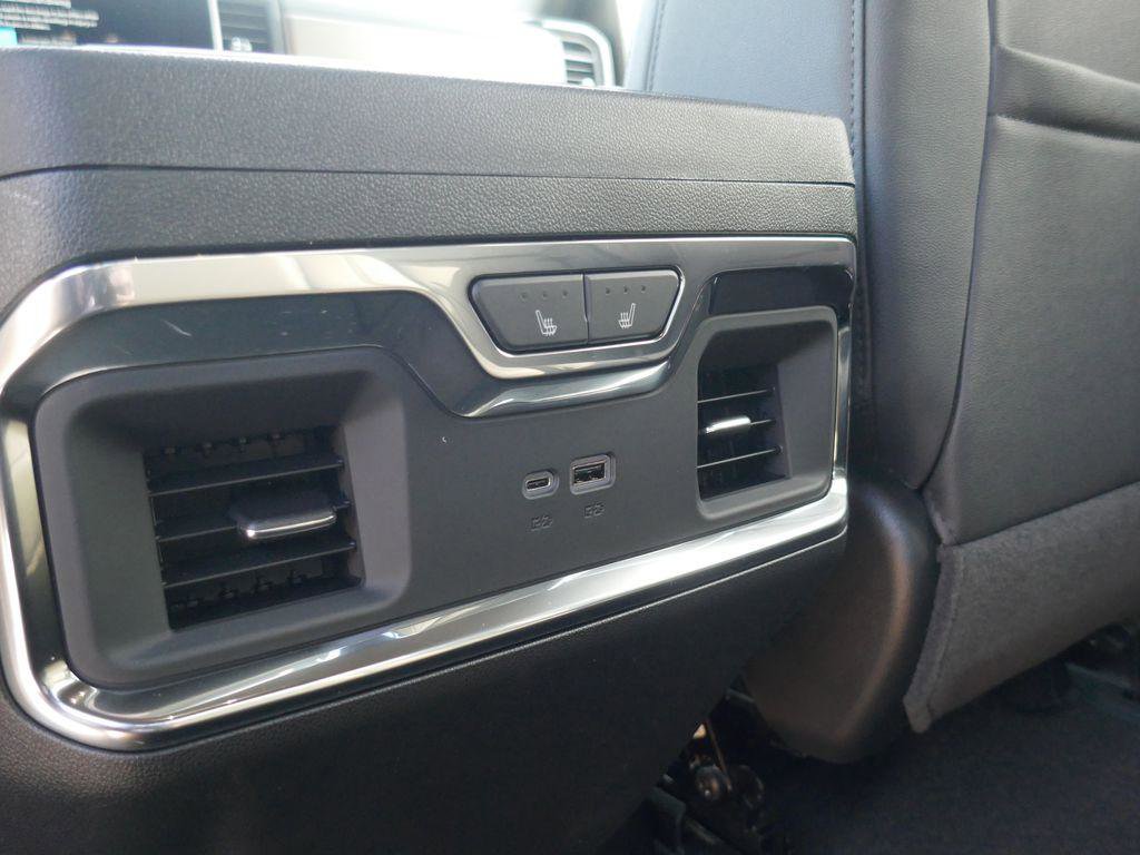 New 2026 Chevrolet Silverado 1500 High Country w/ Midnight Edition image 17