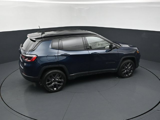 New 2026 Jeep Compass Limited AWD/4WD image 18