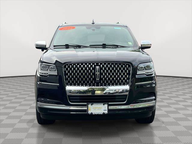 Used 2024 Lincoln Navigator Black Label AWD/4WD image 2