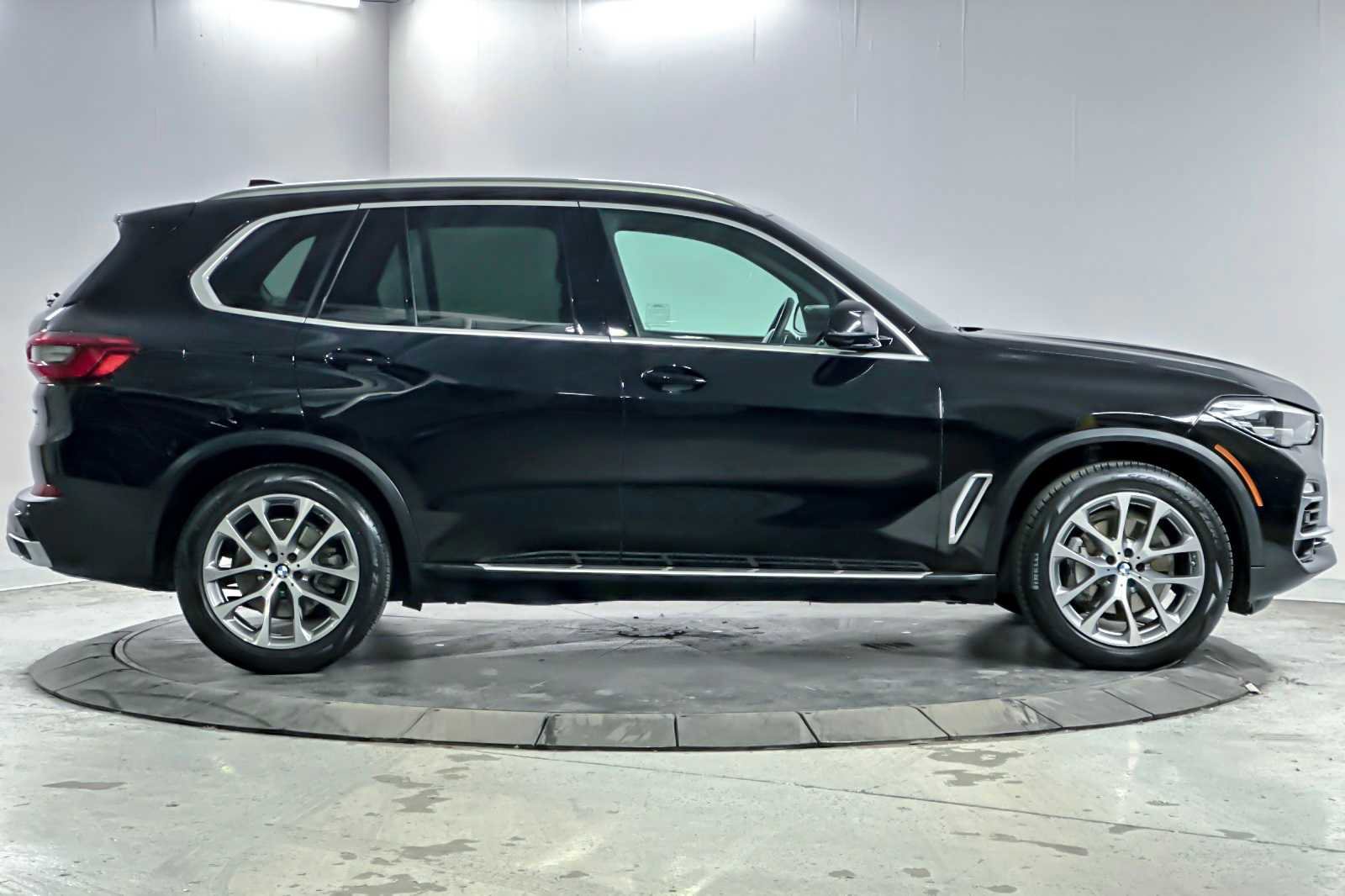 Used 2019 BMW X5 xDrive40i w/ Convenience Package image 8