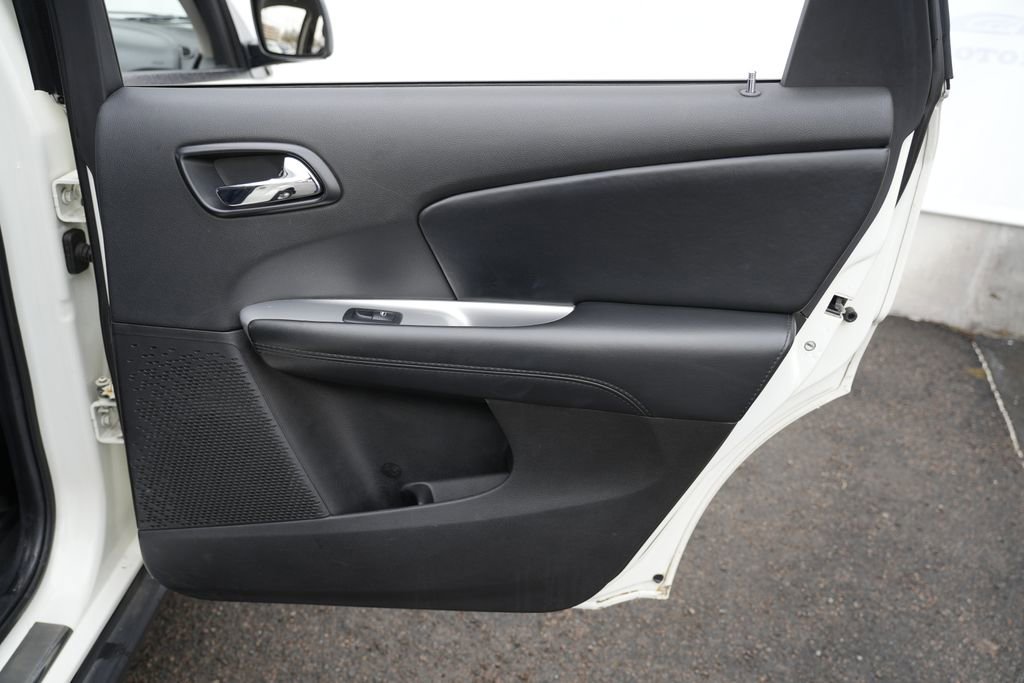 Used 2018 Dodge Journey SE w/ Mopar All Weather Group image 36