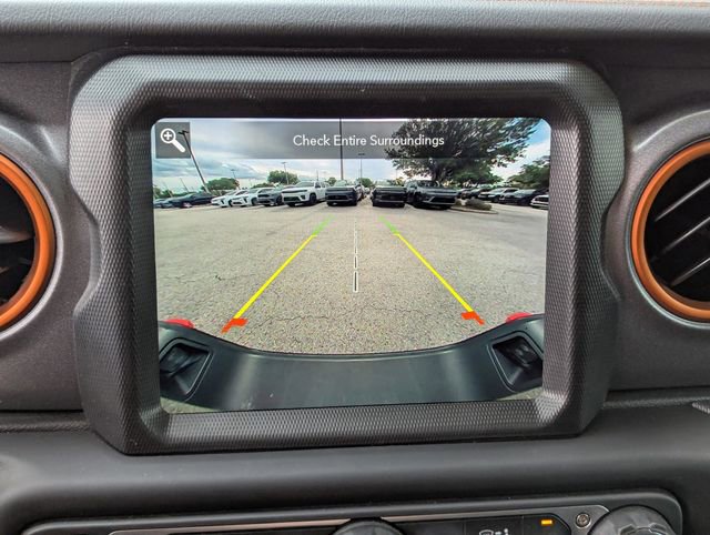 Used 2023 Jeep Gladiator Mojave w/ Trailer Tow Package AWD/4WD image 24