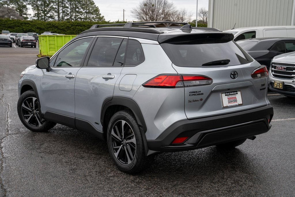 Certified 2024 Toyota Corolla Cross XSE image 3