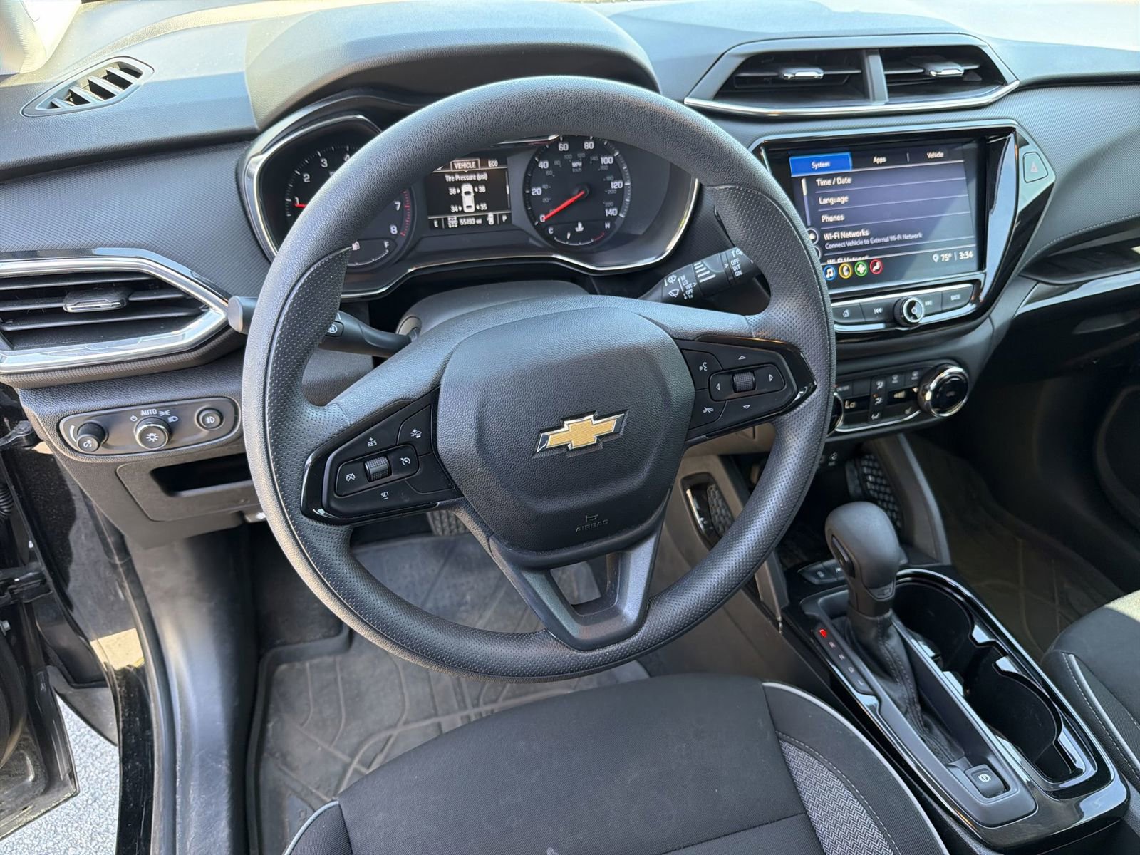 Used 2023 Chevrolet TrailBlazer LT w/ Convenience Package AWD/4WD image 17