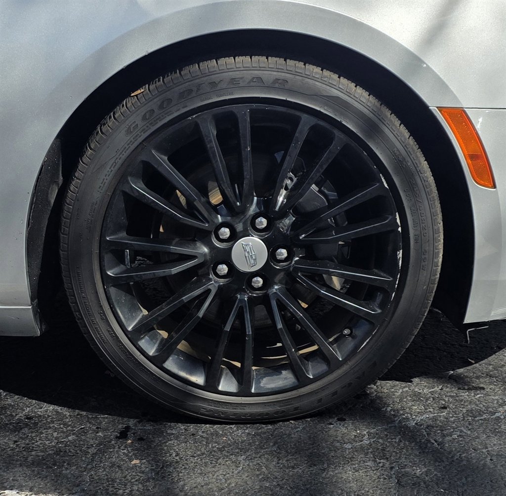 Used 2013 Cadillac XTS Platinum image 37