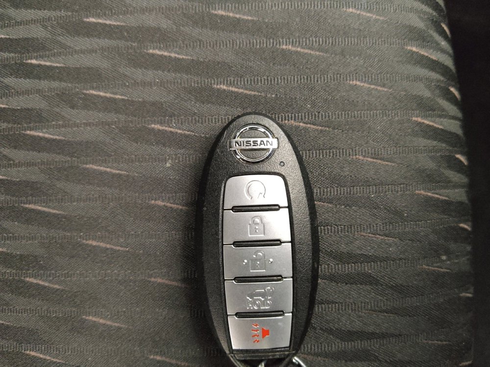 Used 2019 Nissan Rogue SV image 32