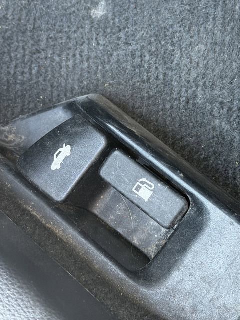 Used 2023 Toyota Corolla LE image 18