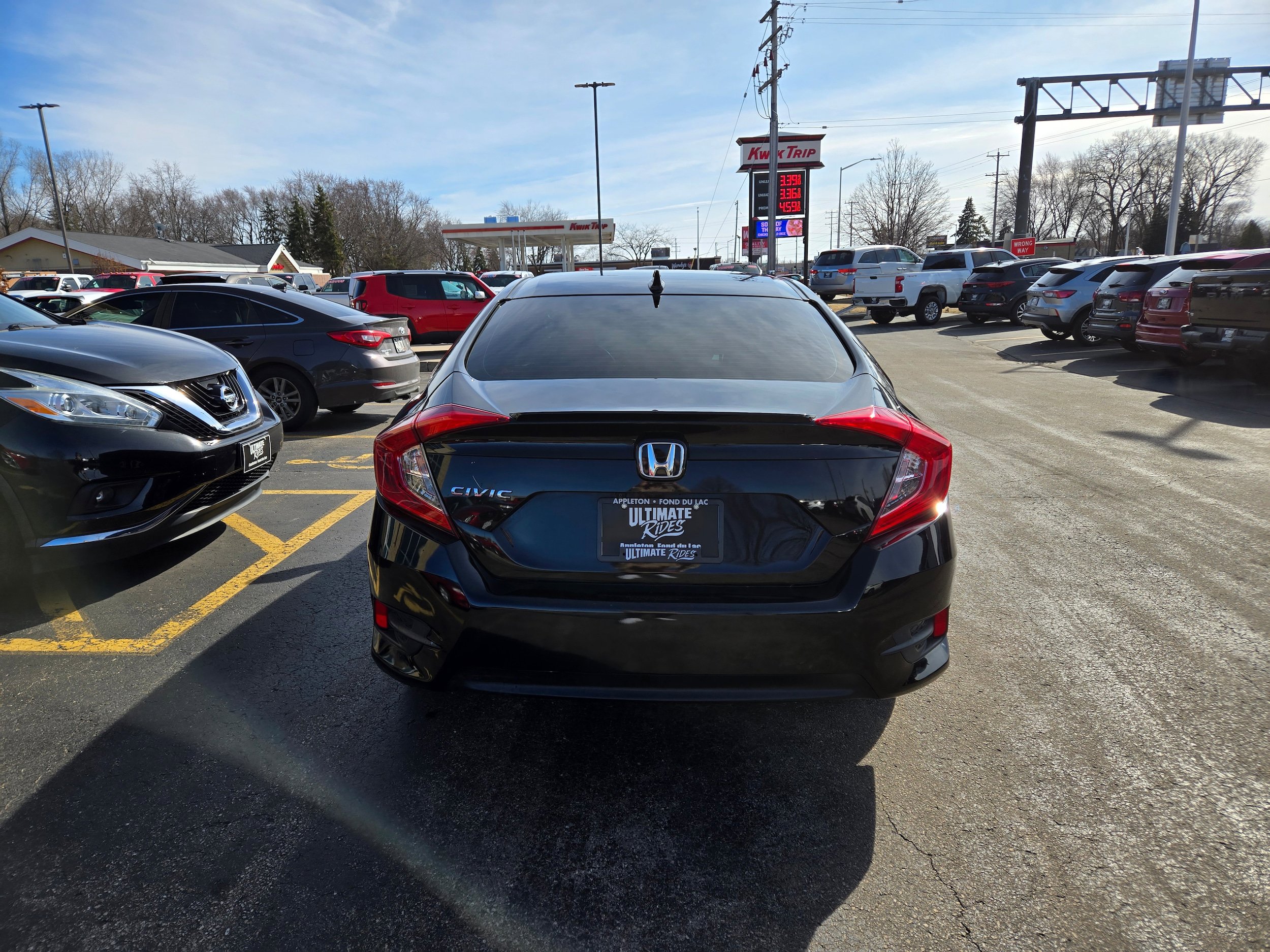 Used 2018 Honda Civic EX-T image 9