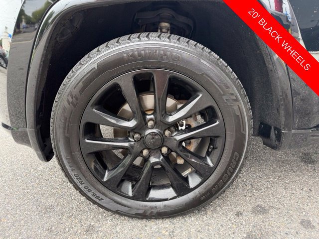 Used 2018 Jeep Grand Cherokee Altitude AWD/4WD image 51