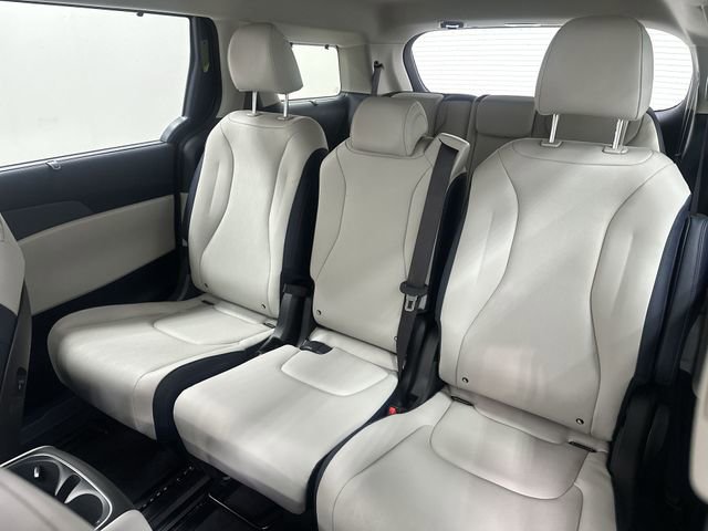 New 2026 Kia Carnival EX image 25