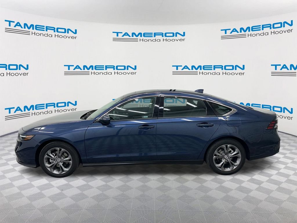 Used 2024 Honda Accord EX image 2