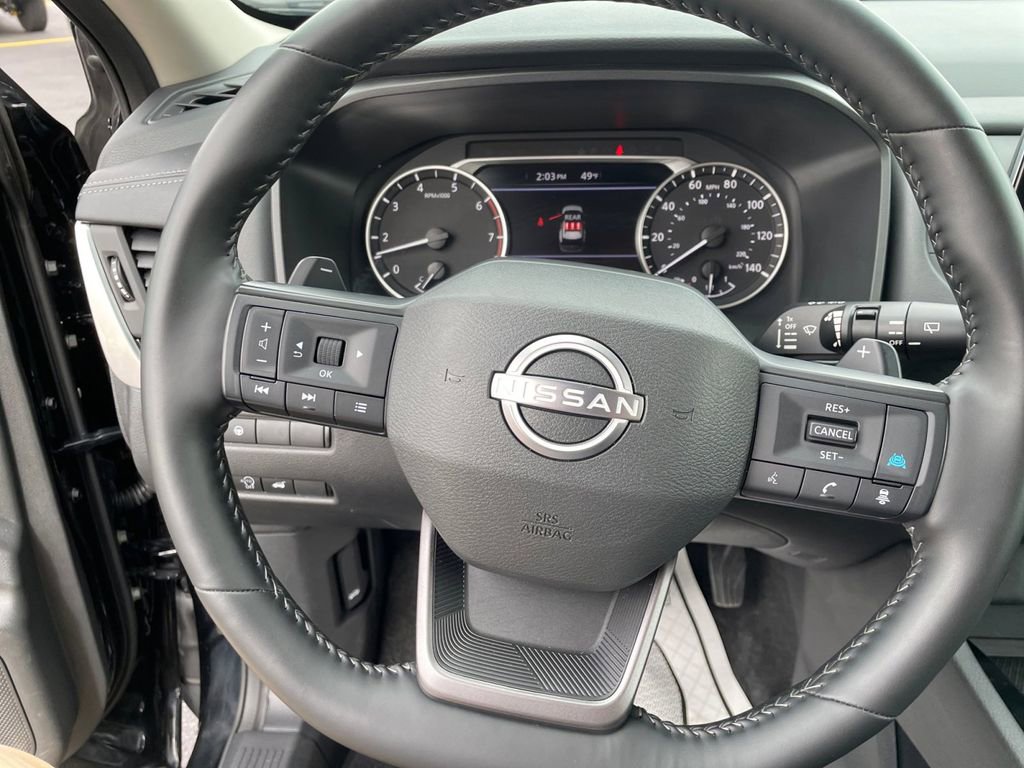 Used 2025 Nissan Rogue SV AWD/4WD image 18