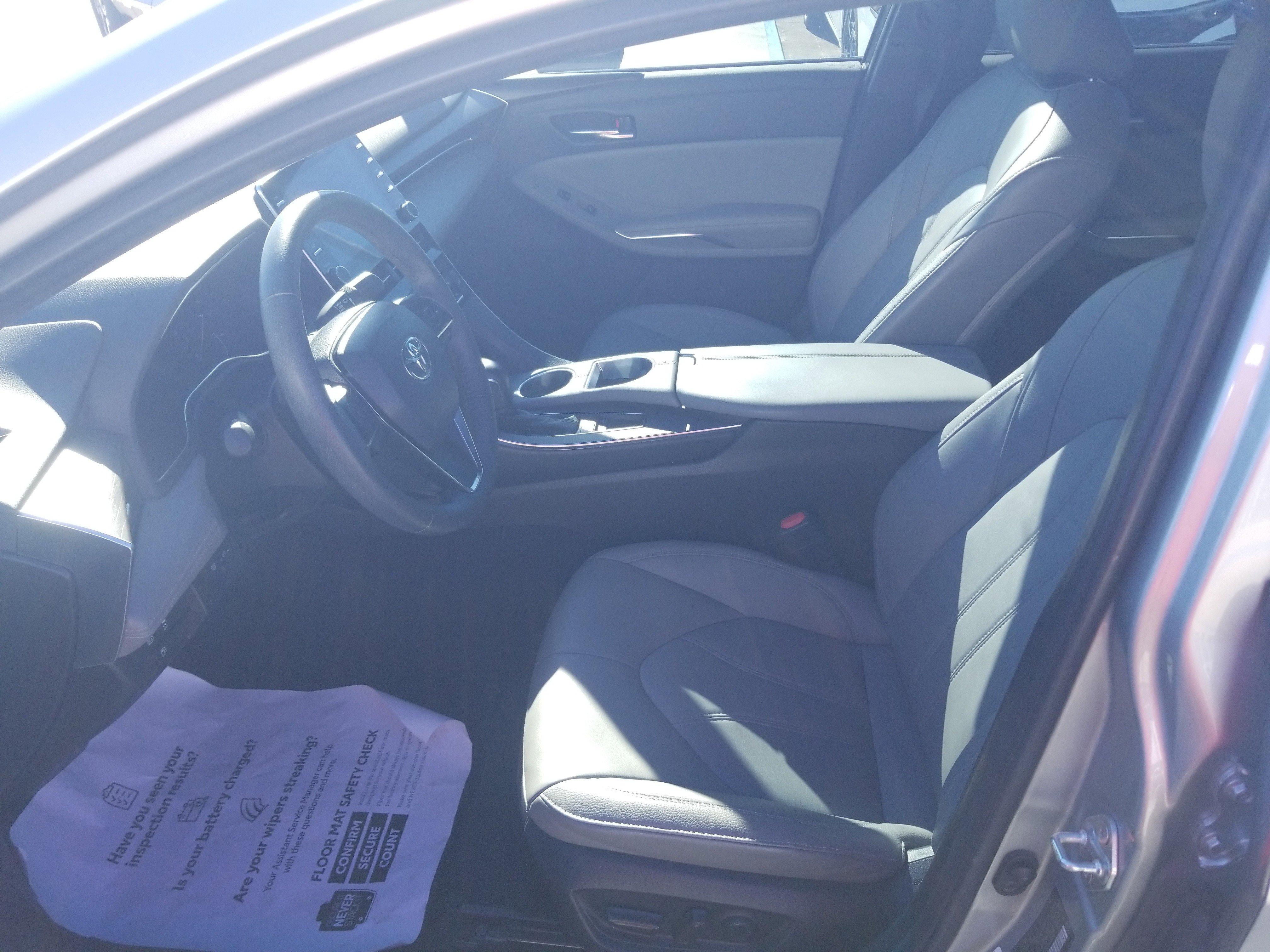 Used 2022 Toyota Avalon XLE FWD image 10