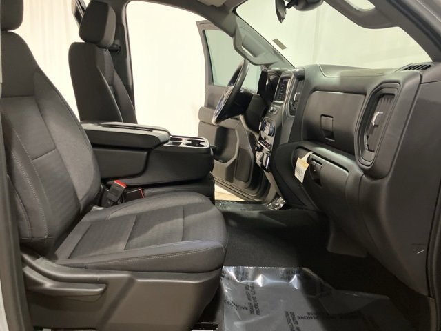 Used 2024 Chevrolet Silverado 1500 Custom Trail Boss w/ Turbomax Blackout Package image 23