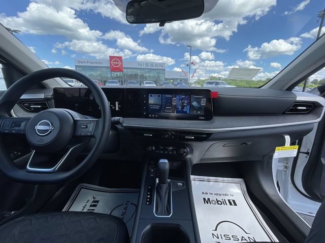 Certified 2026 Nissan Kicks SV AWD/4WD image 11