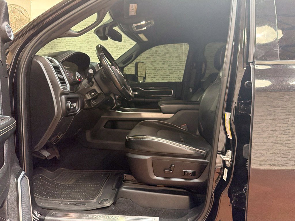 Used 2022 RAM 2500 Laramie AWD/4WD image 23
