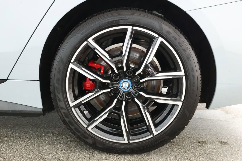 Used 2023 BMW i4 M50 image 7