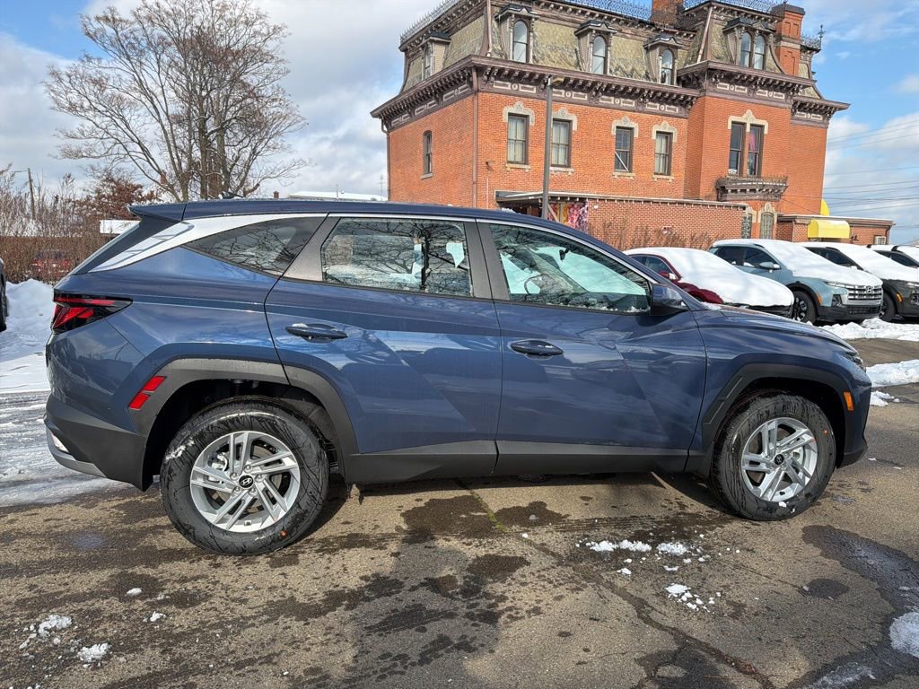 New 2026 Hyundai Tucson SE image 8