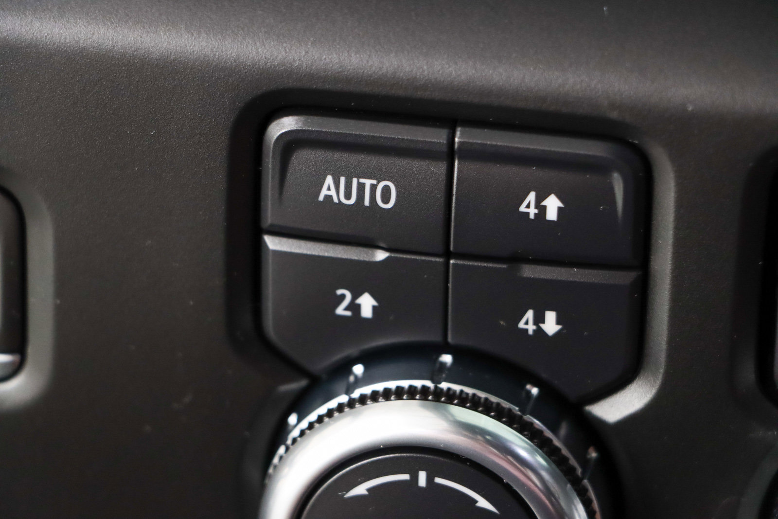 Used 2024 GMC Sierra 1500 AT4 w/ Technology Package AWD/4WD image 25