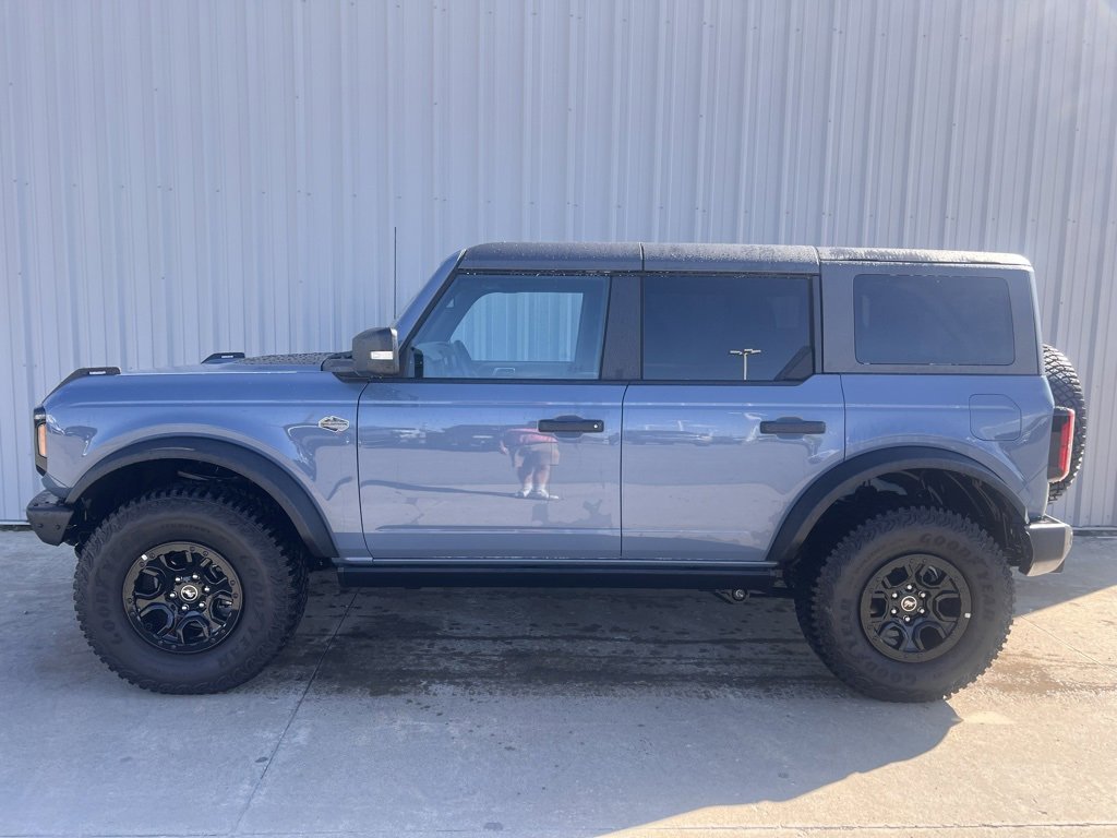 Used 2024 Ford Bronco Wildtrak image 4