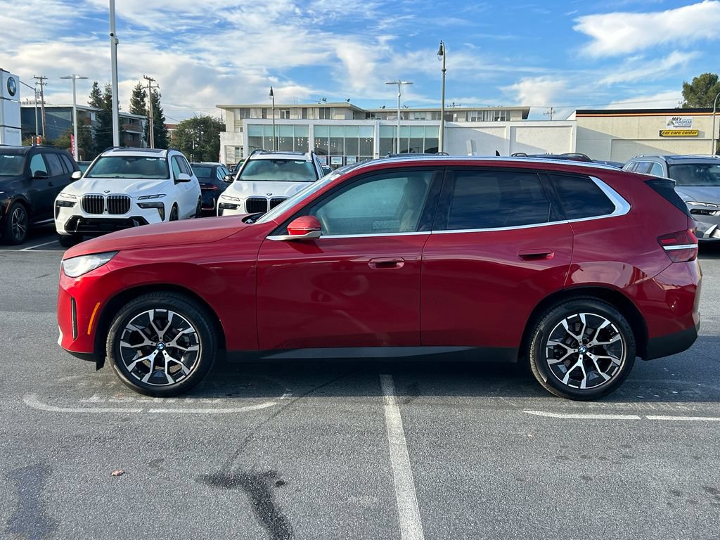 Used 2025 BMW X3 xDrive30i w/ Convenience Package AWD/4WD image 2