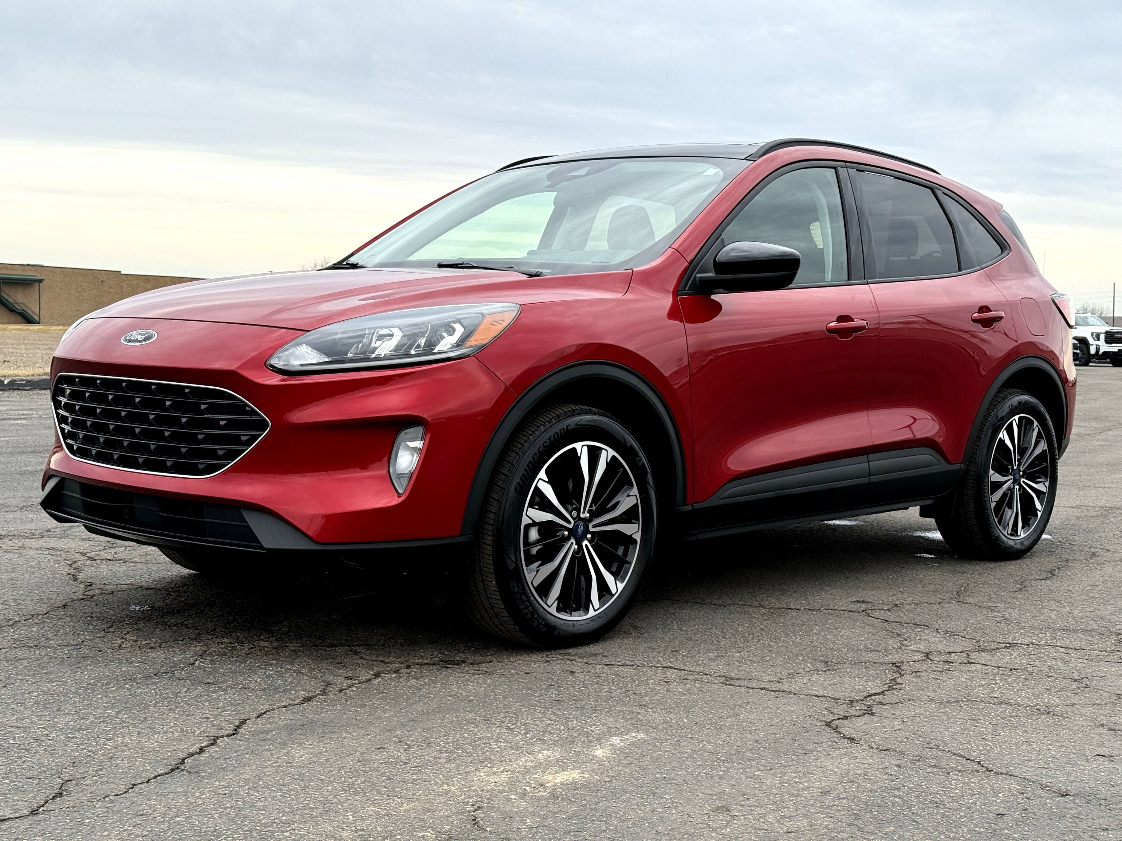 Used 2022 Ford Escape SEL w/ SEL Stealth AWD Package image 7