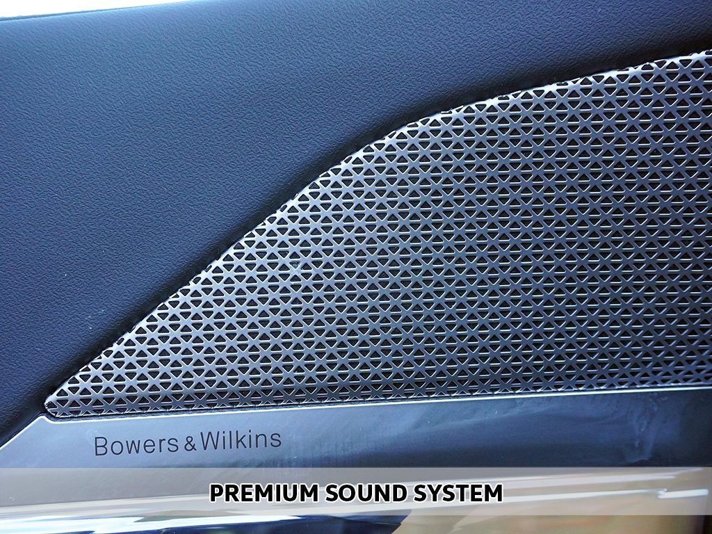 Used 2023 BMW 760i xDrive w/ Parking Assistance Package image 5