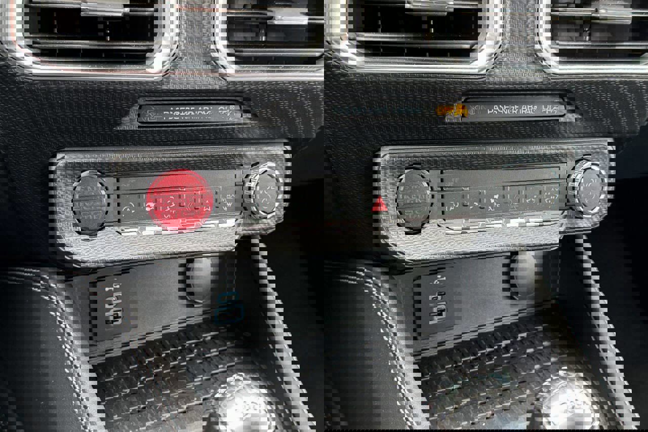 Used 2024 Ford Mustang GT Premium image 31