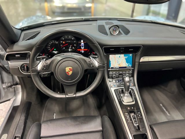 Used 2014 Porsche 911 Carrera 4 image 21