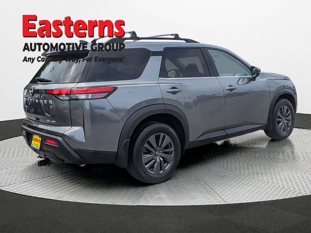Used 2022 Nissan Pathfinder SV AWD/4WD image 6