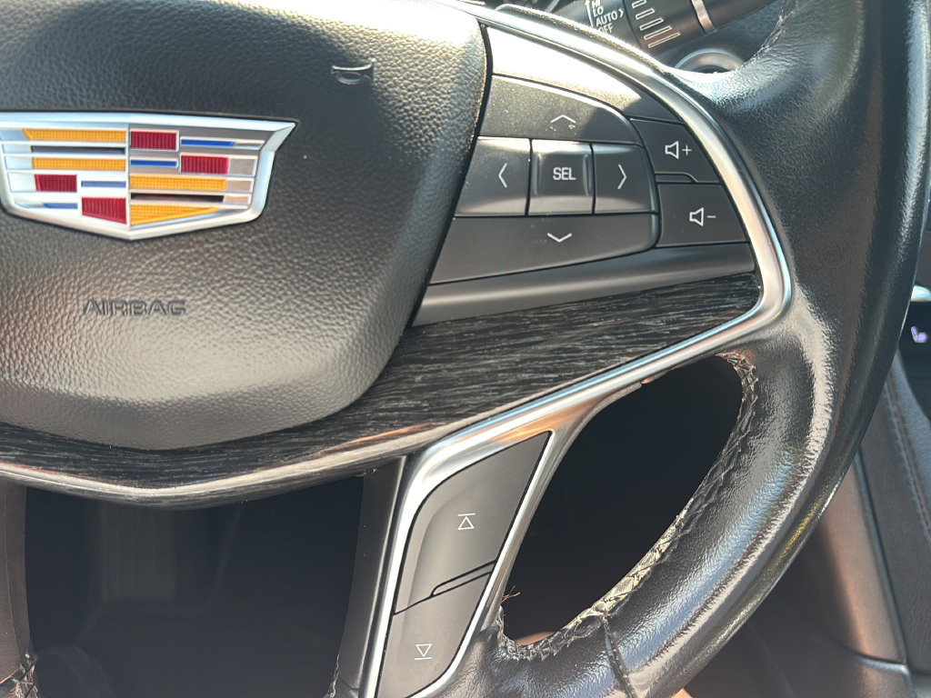 Used 2023 Cadillac XT5 Premium Luxury FWD image 23