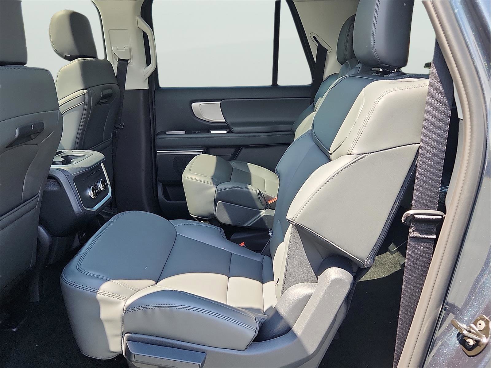 New 2026 Ford Expedition Max Active image 5
