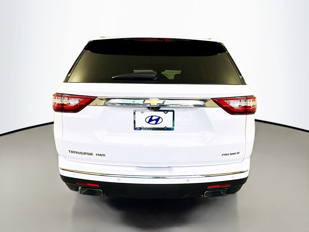 Used 2021 Chevrolet Traverse Premier w/ LPO, Cargo Package image 6