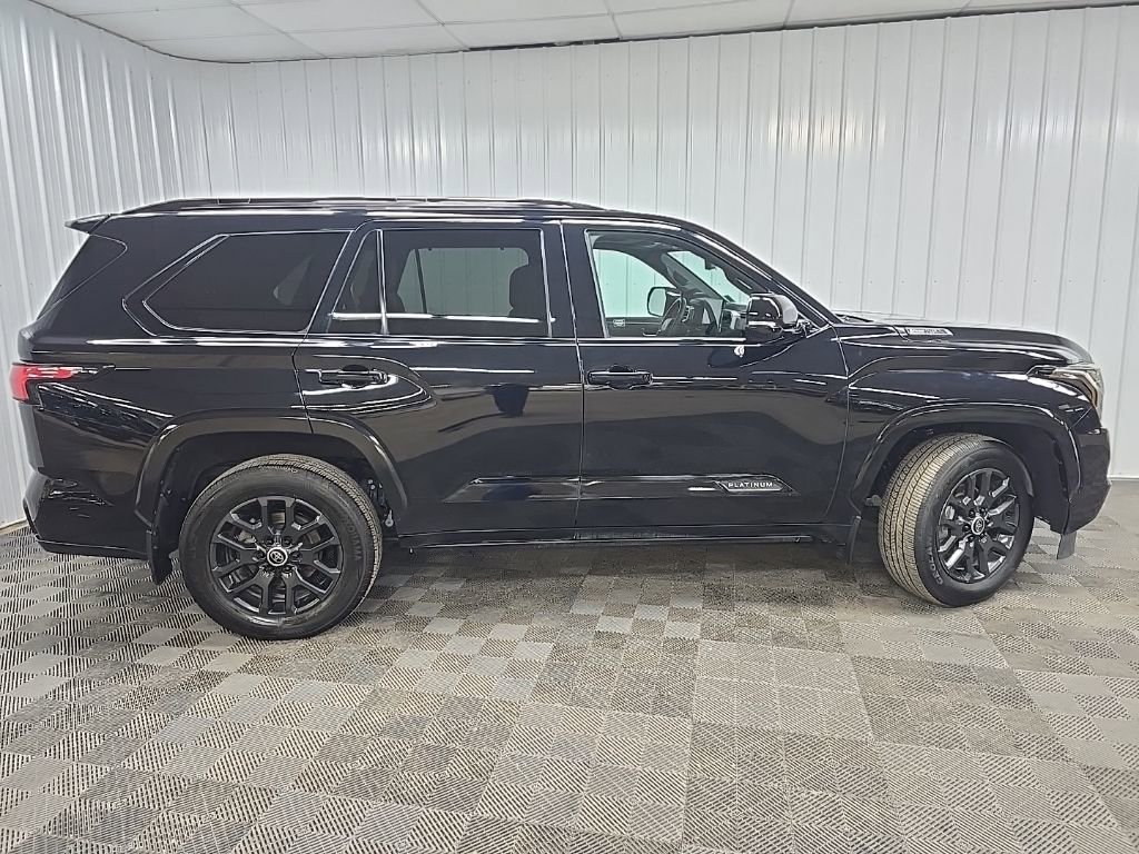 Used 2024 Toyota Sequoia Platinum image 2