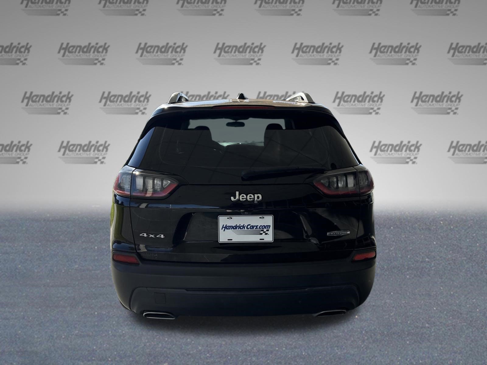 Used 2019 Jeep Cherokee Latitude w/ Popular Appearance Group image 8