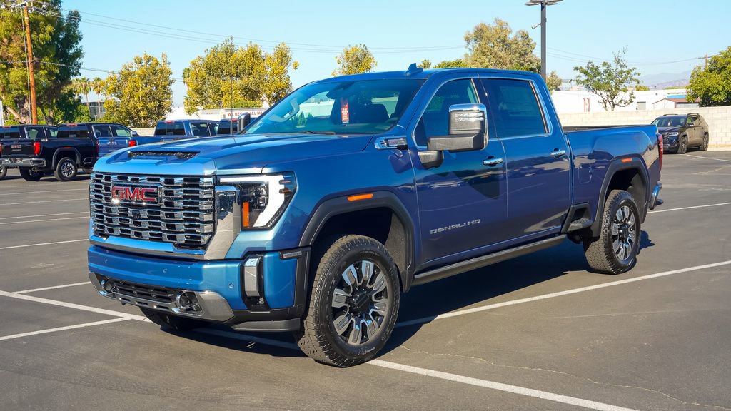 New 2026 GMC Sierra 3500 Denali w/ Denali Reserve Package image 3