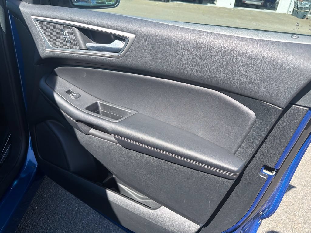 Used 2023 Ford Edge SEL w/ Convenience Package AWD/4WD image 14