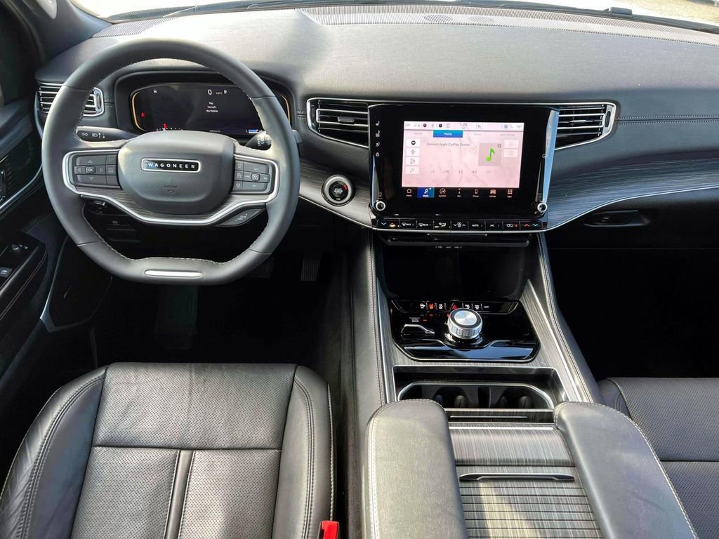 Certified 2024 Jeep Wagoneer Series II image 12