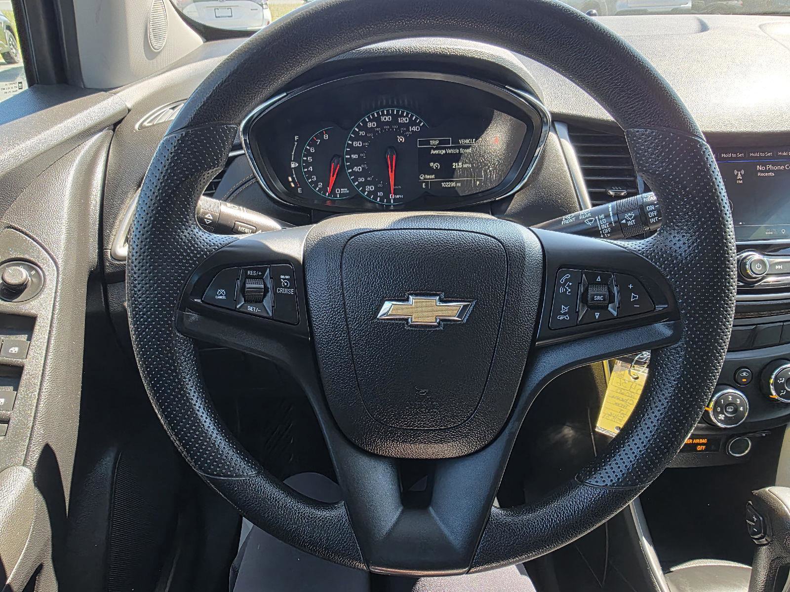 Used 2020 Chevrolet Trax LT FWD image 16