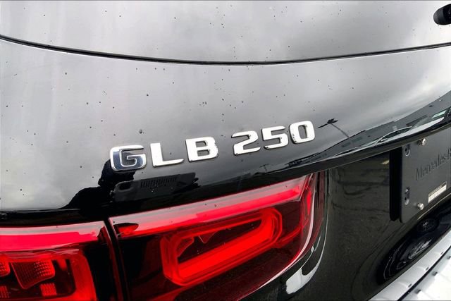Certified 2022 Mercedes-Benz GLB 250 4MATIC image 8